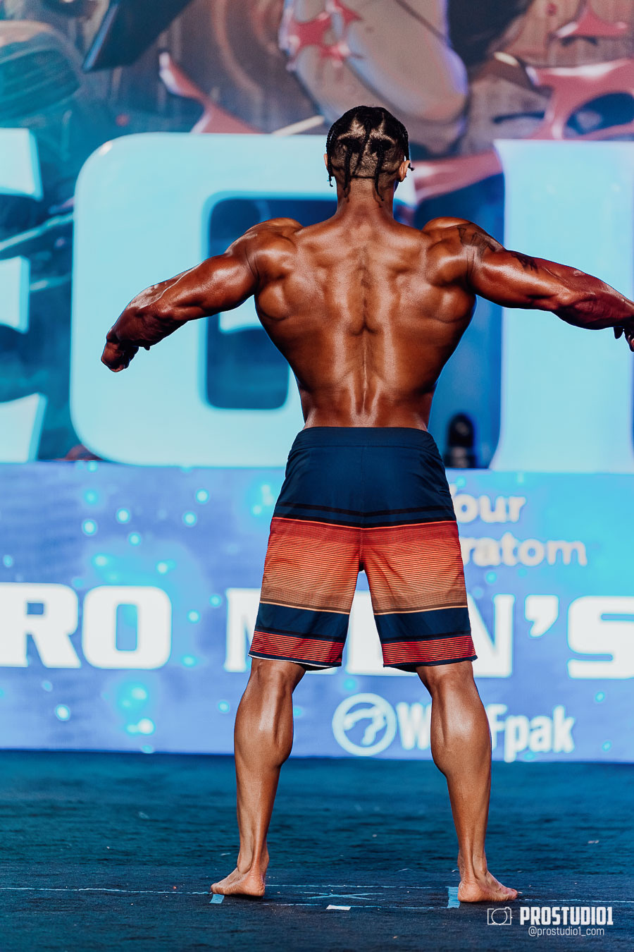 MEN’S FINAL IFBB PRO MASTERS. Photo & Video Production Studio #1