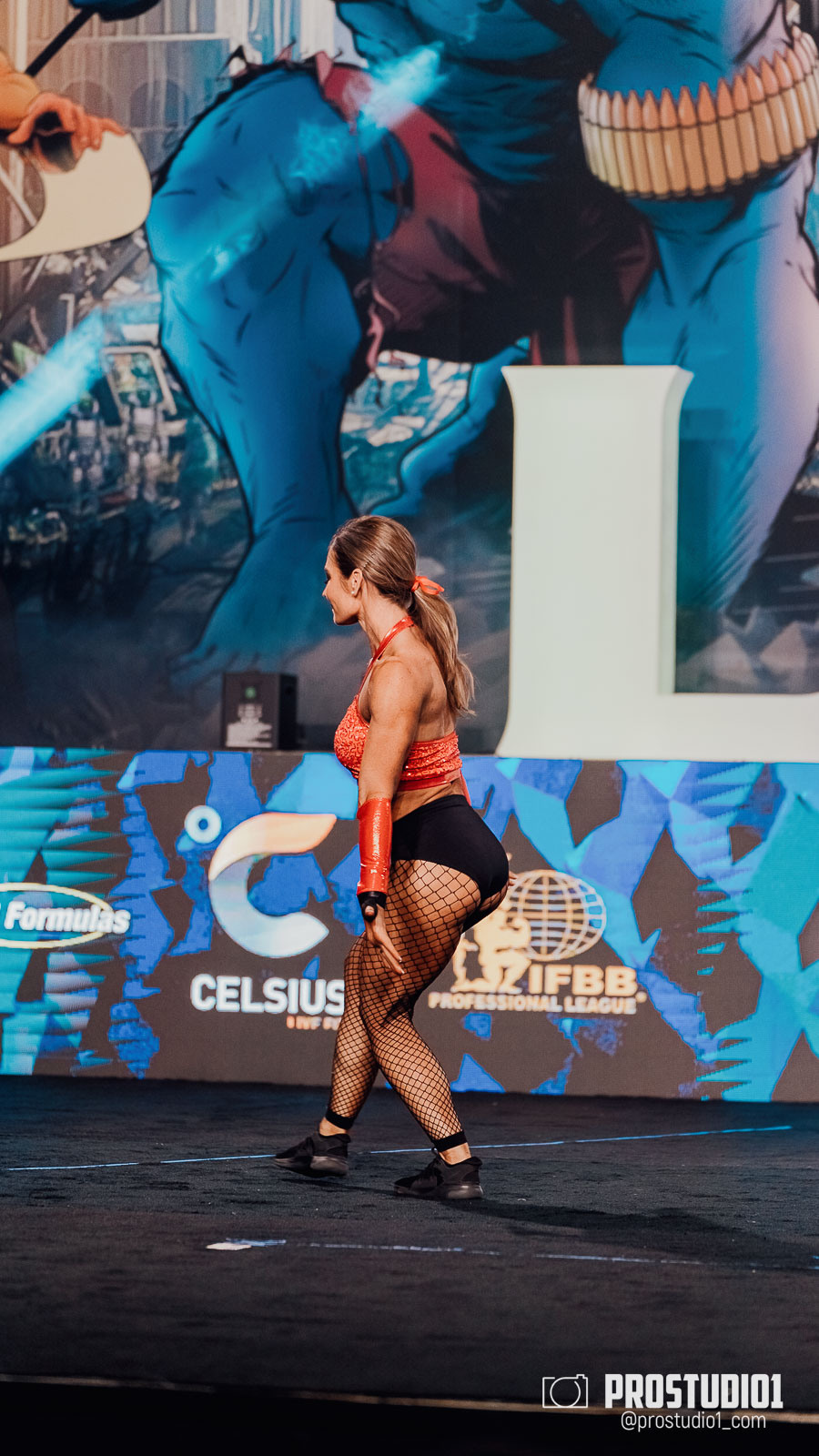 WOMEN’S FINAL IFBB PRO MASTERS. Photo & Video Production Studio #1