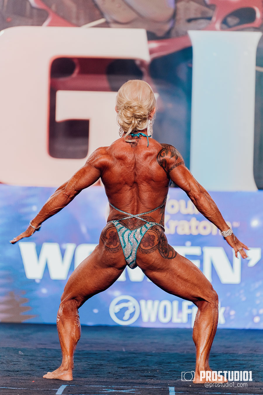 WOMEN’S FINAL IFBB PRO MASTERS. Photo & Video Production Studio #1