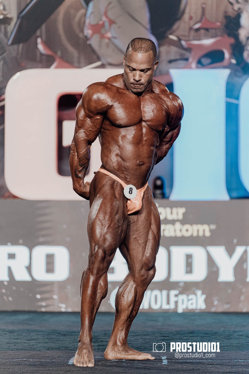 PRO MEN’S BODYBUILDING LEGION SPORTS FEST. Photo & Video Production Studio #1