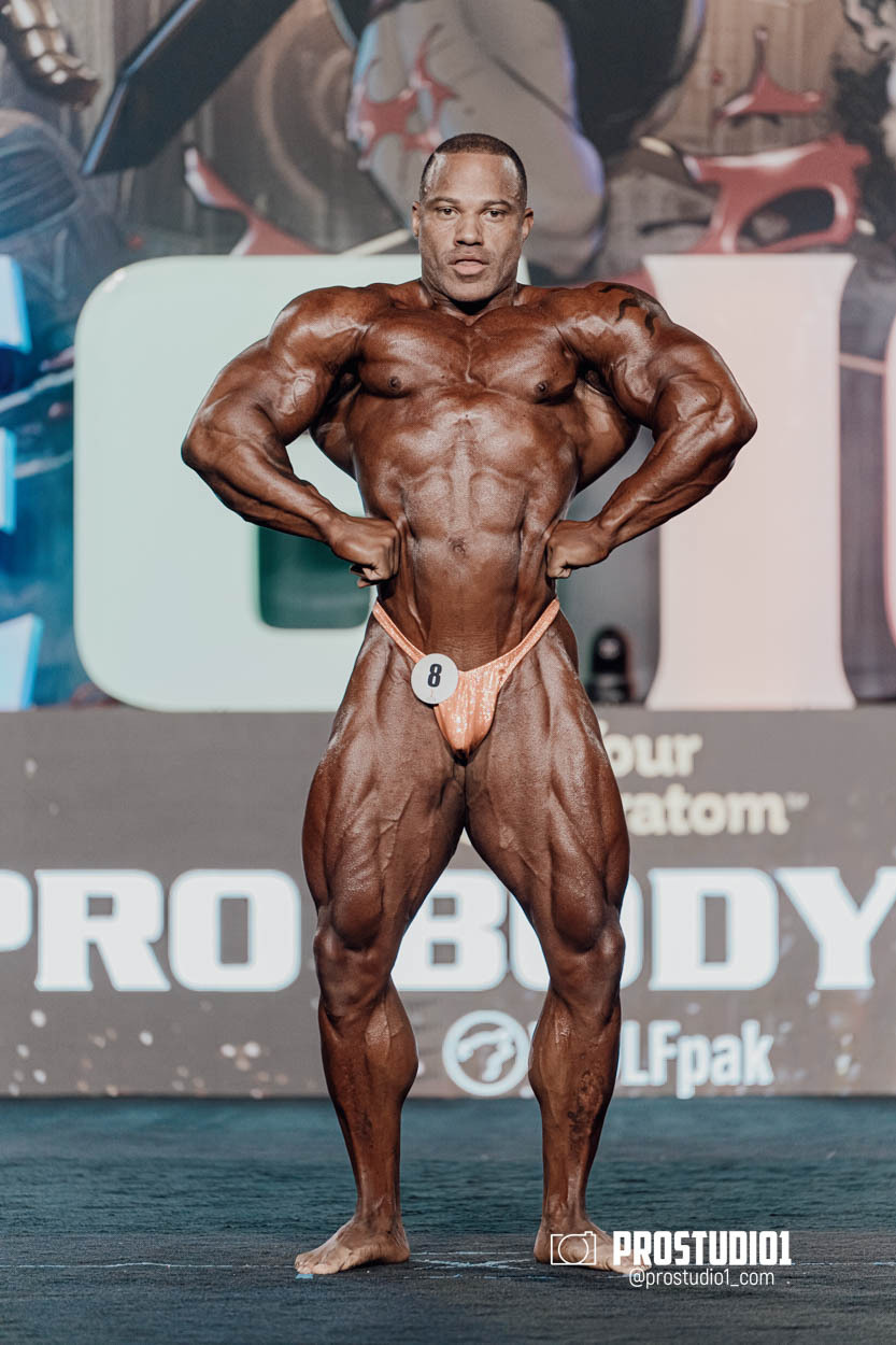 PRO MEN’S BODYBUILDING LEGION SPORTS FEST. Photo & Video Production Studio #1