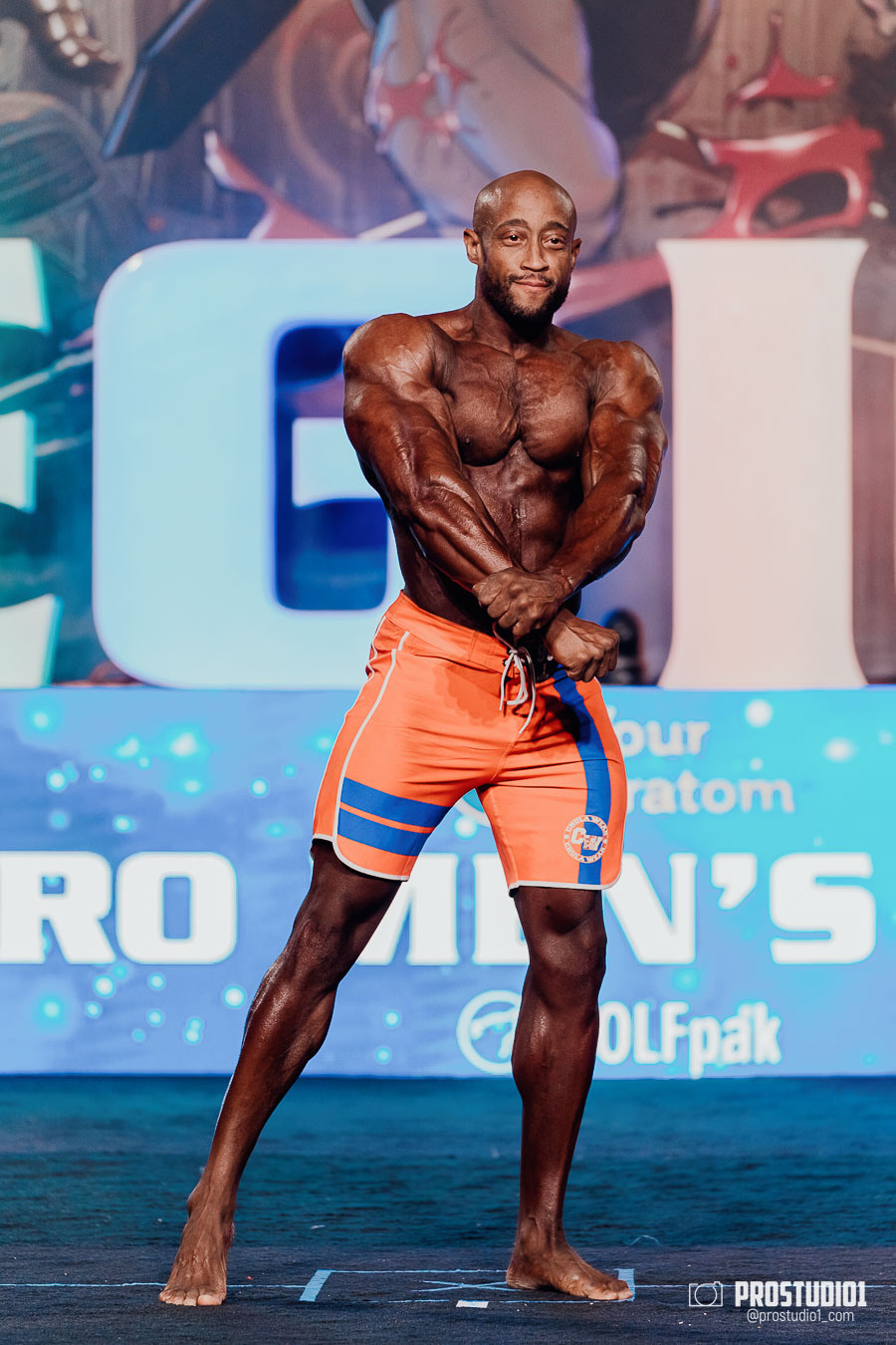 MEN’S FINAL IFBB PRO MASTERS. Photo & Video Production Studio #1