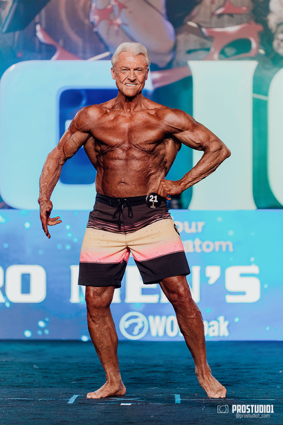 MEN’S FINAL IFBB PRO MASTERS. Photo & Video Production Studio #1