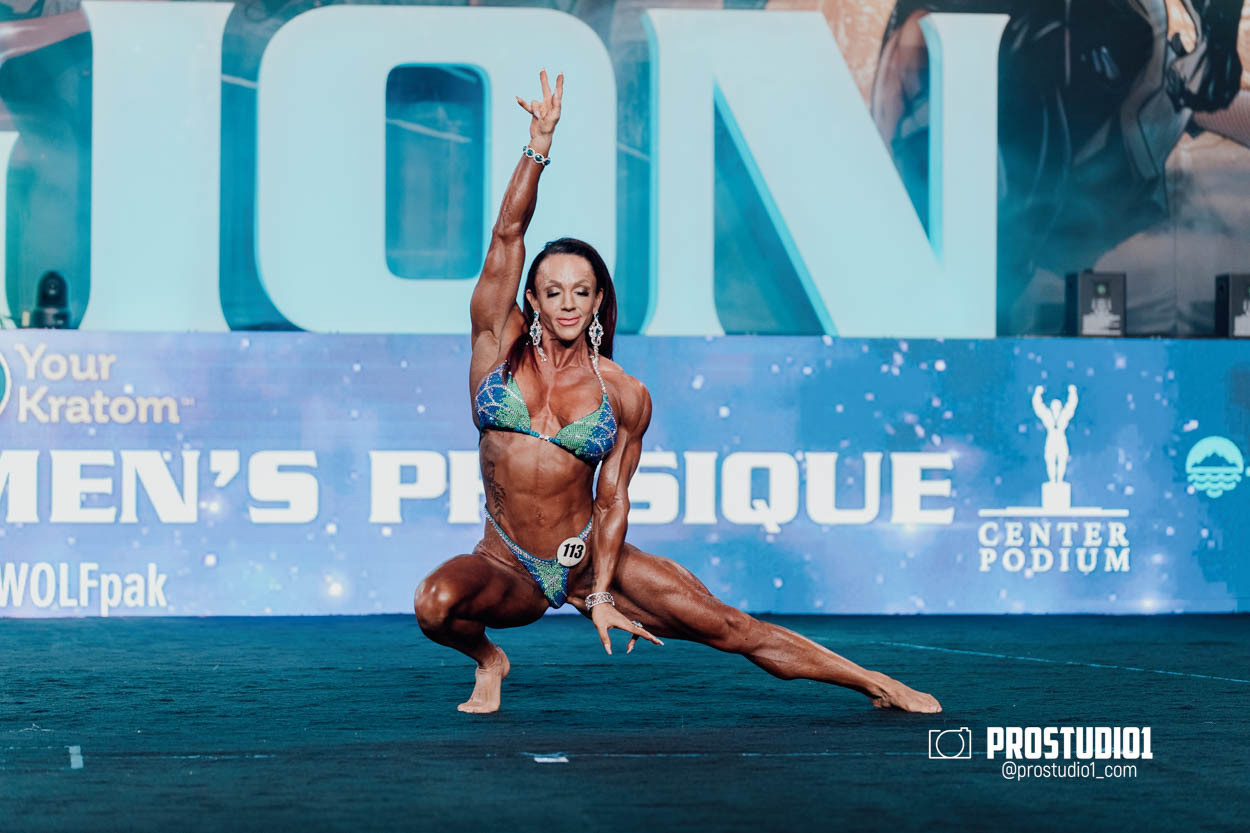 PRO WOMEN’S PHYSIQUE LEGION SPORTS FEST. Photo & Video Production Studio #1