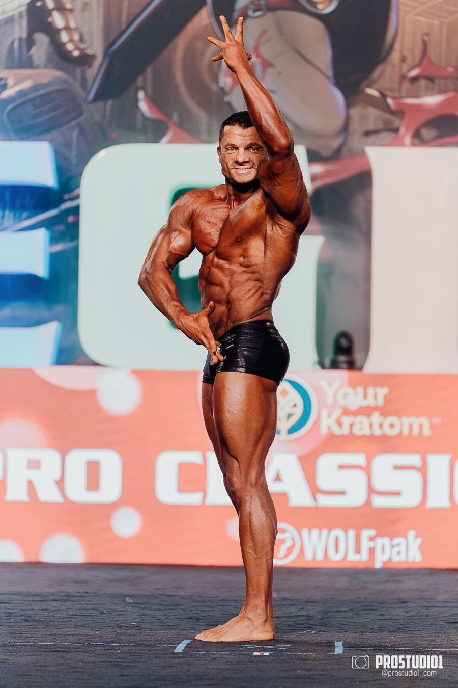 MEN’S FINAL IFBB PRO MASTERS. Photo & Video Production Studio #1