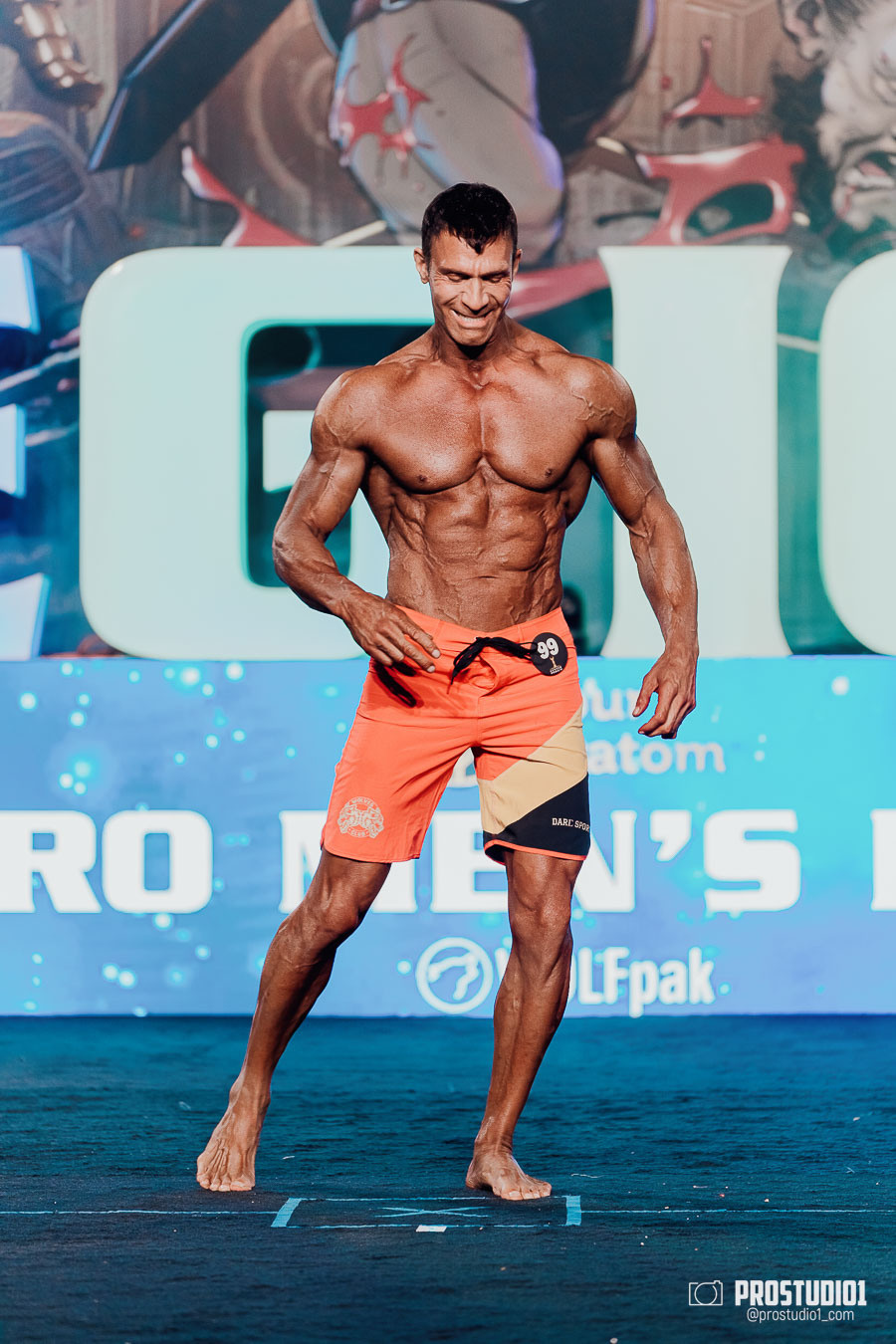 MEN’S FINAL IFBB PRO MASTERS. Photo & Video Production Studio #1