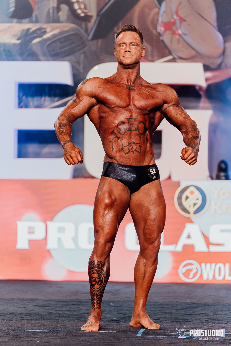 MEN’S FINAL IFBB PRO MASTERS. Photo & Video Production Studio #1