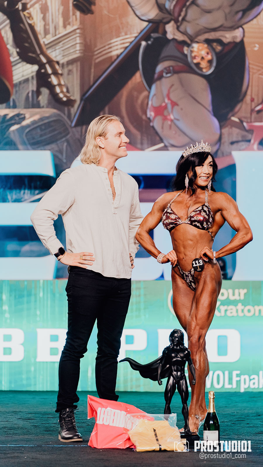 WOMEN’S FINAL IFBB PRO MASTERS. Photo & Video Production Studio #1
