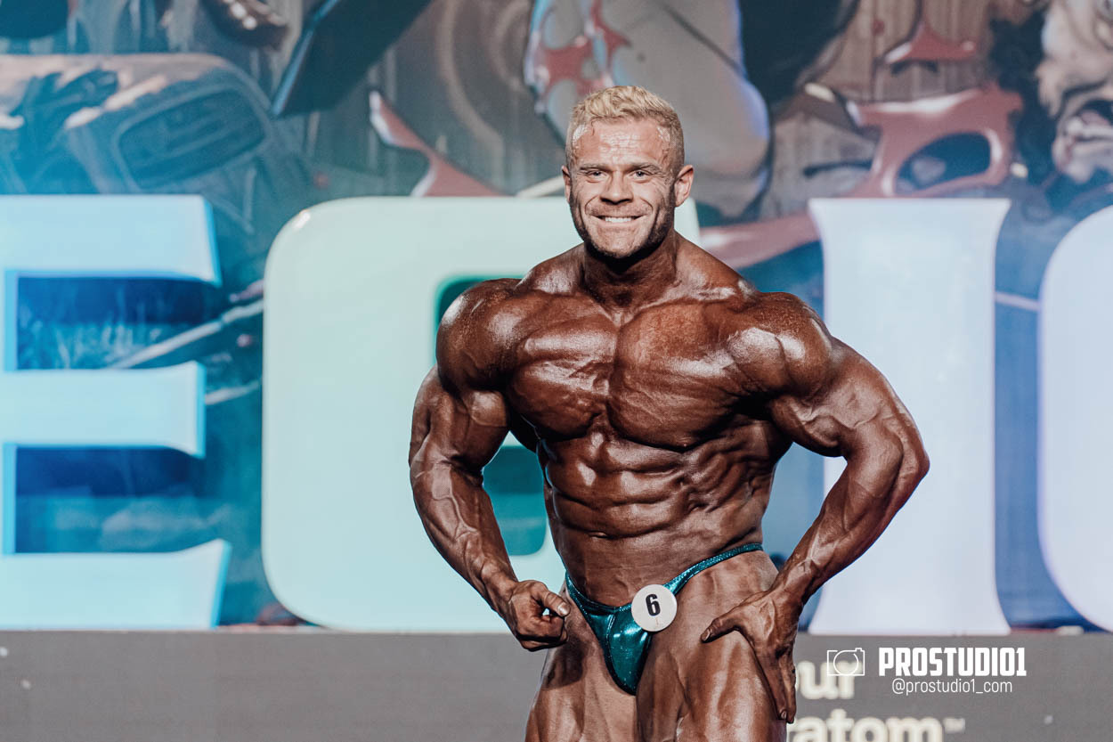 PRO MEN’S BODYBUILDING LEGION SPORTS FEST. Photo & Video Production Studio #1