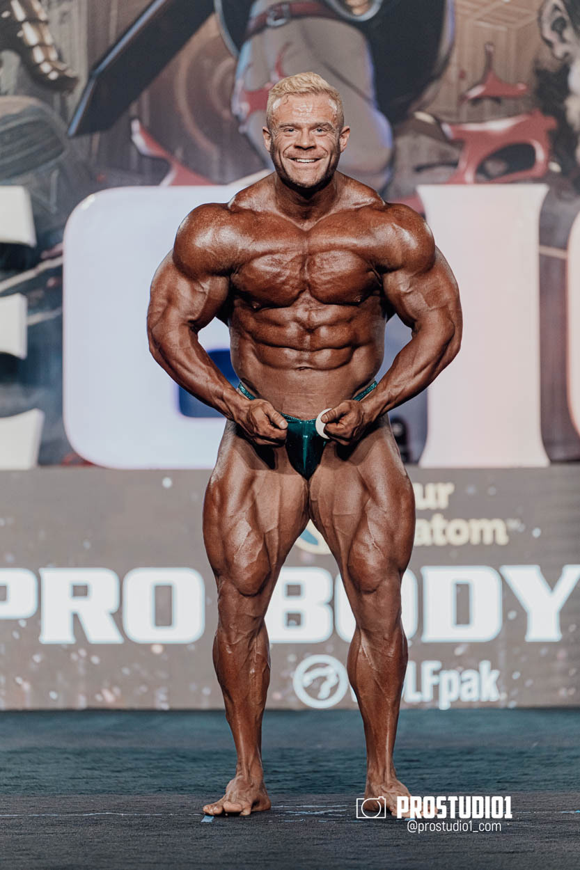 PRO MEN’S BODYBUILDING LEGION SPORTS FEST. Photo & Video Production Studio #1