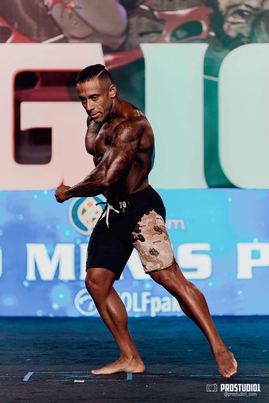 MEN’S FINAL IFBB PRO MASTERS. Photo & Video Production Studio #1