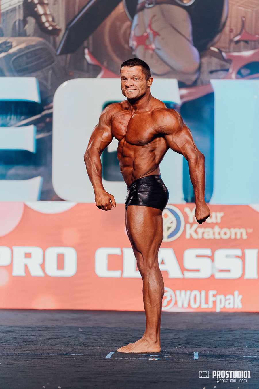 MEN’S FINAL IFBB PRO MASTERS. Photo & Video Production Studio #1