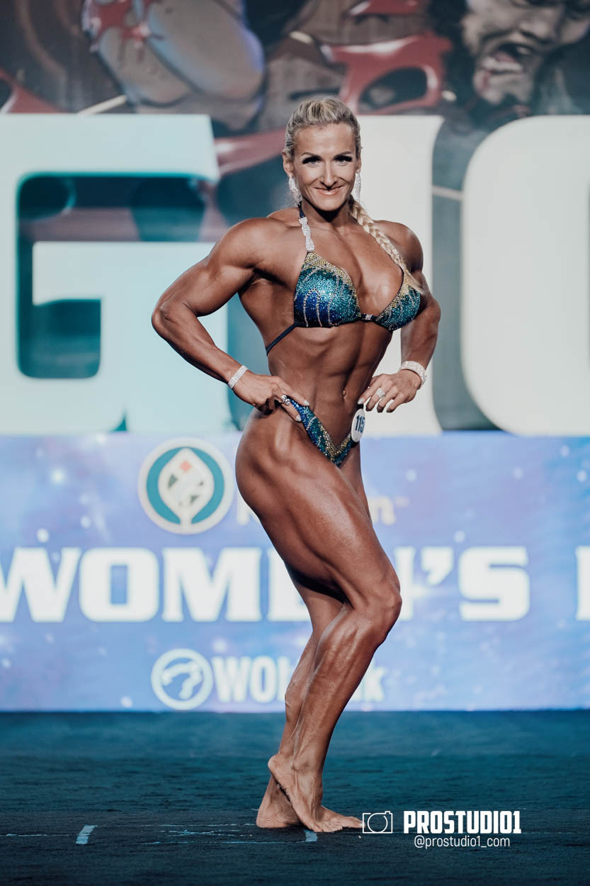 PRO WOMEN’S PHYSIQUE LEGION SPORTS FEST. Photo & Video Production Studio #1