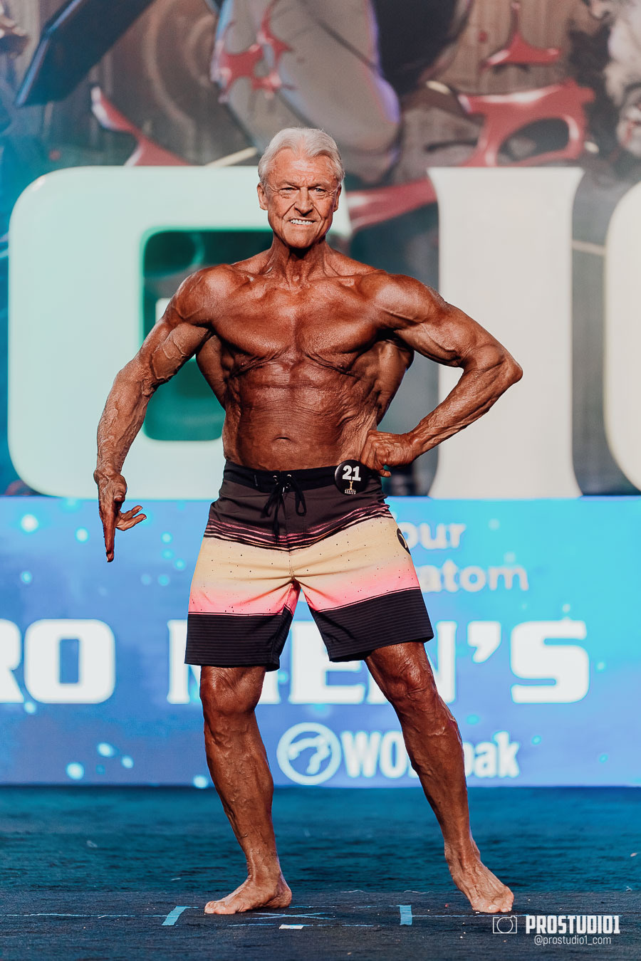 MEN’S FINAL IFBB PRO MASTERS. Photo & Video Production Studio #1