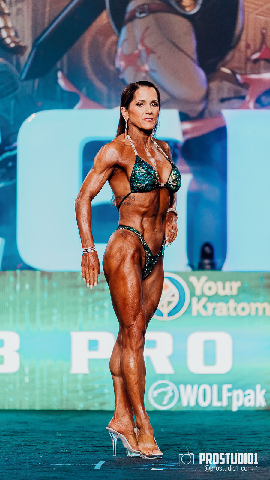 WOMEN’S FINAL IFBB PRO MASTERS. Photo & Video Production Studio #1