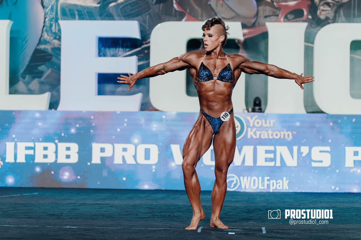 PRO WOMEN’S PHYSIQUE LEGION SPORTS FEST. Photo & Video Production Studio #1