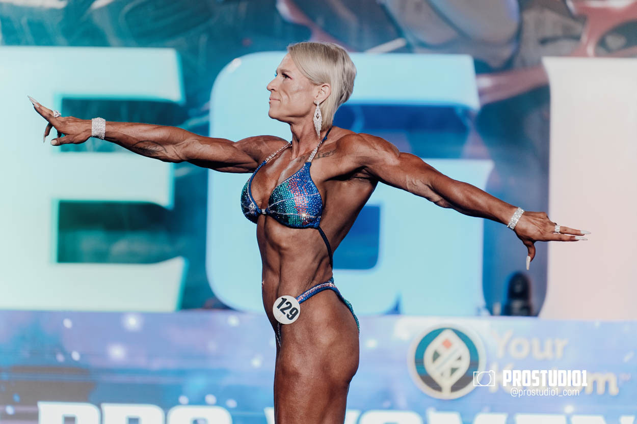 PRO WOMEN’S PHYSIQUE LEGION SPORTS FEST. Photo & Video Production Studio #1