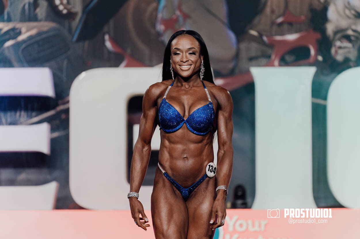 PRO WELLNESS LEGION SPORTS FEST. Photo & Video Production Studio #1