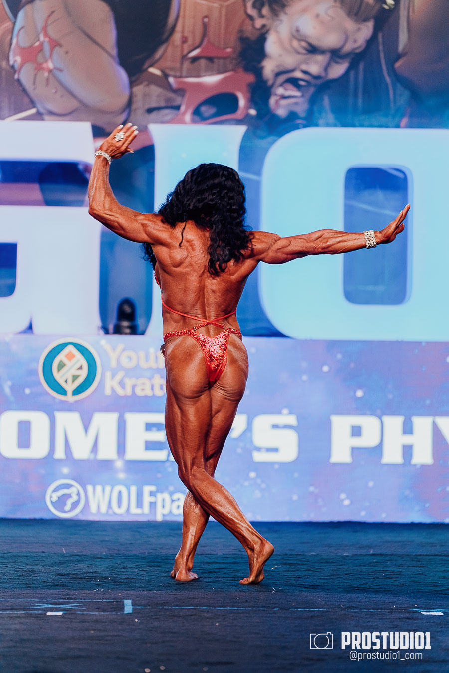 WOMEN’S FINAL IFBB PRO MASTERS. Photo & Video Production Studio #1