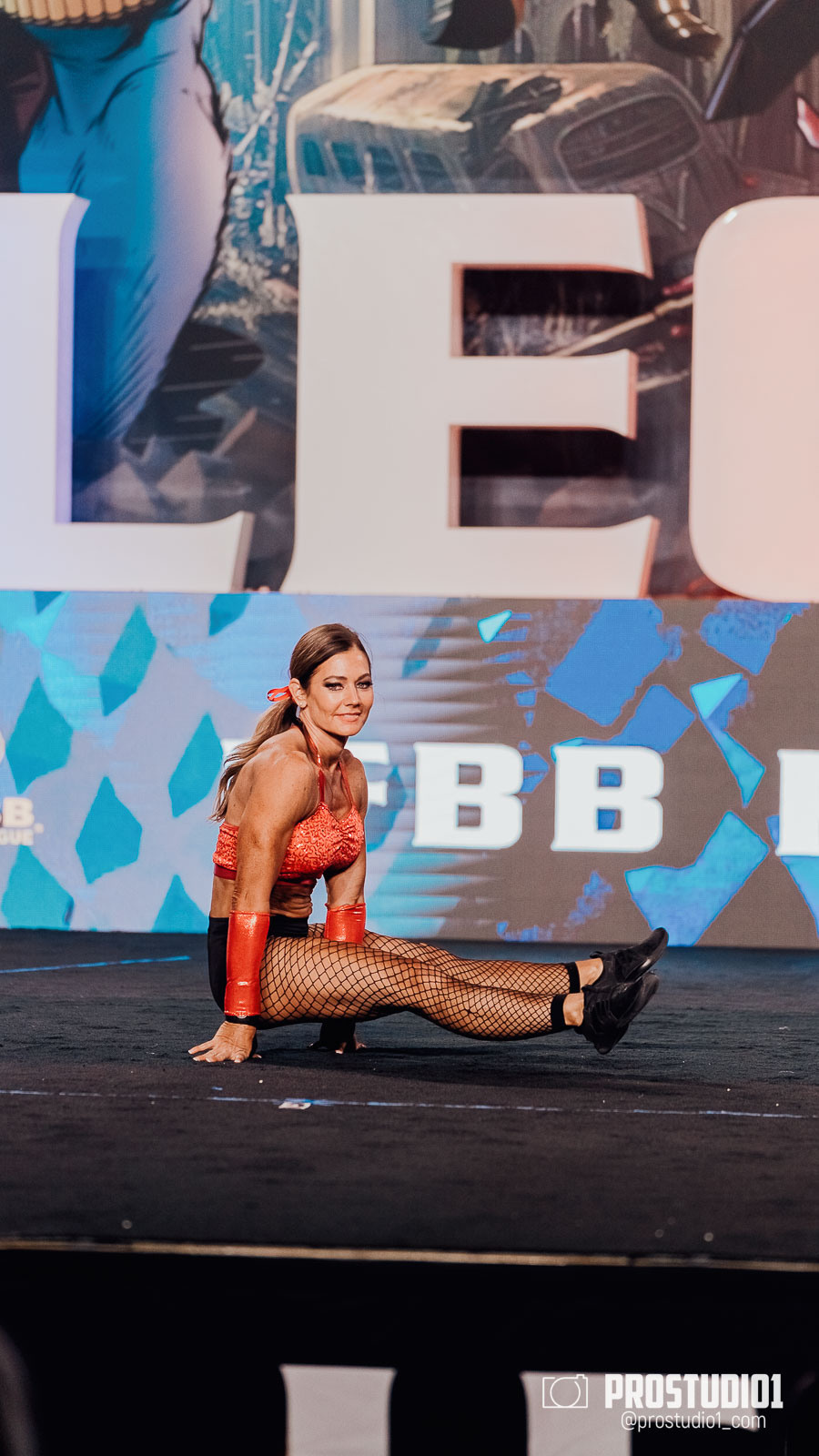 WOMEN’S FINAL IFBB PRO MASTERS. Photo & Video Production Studio #1