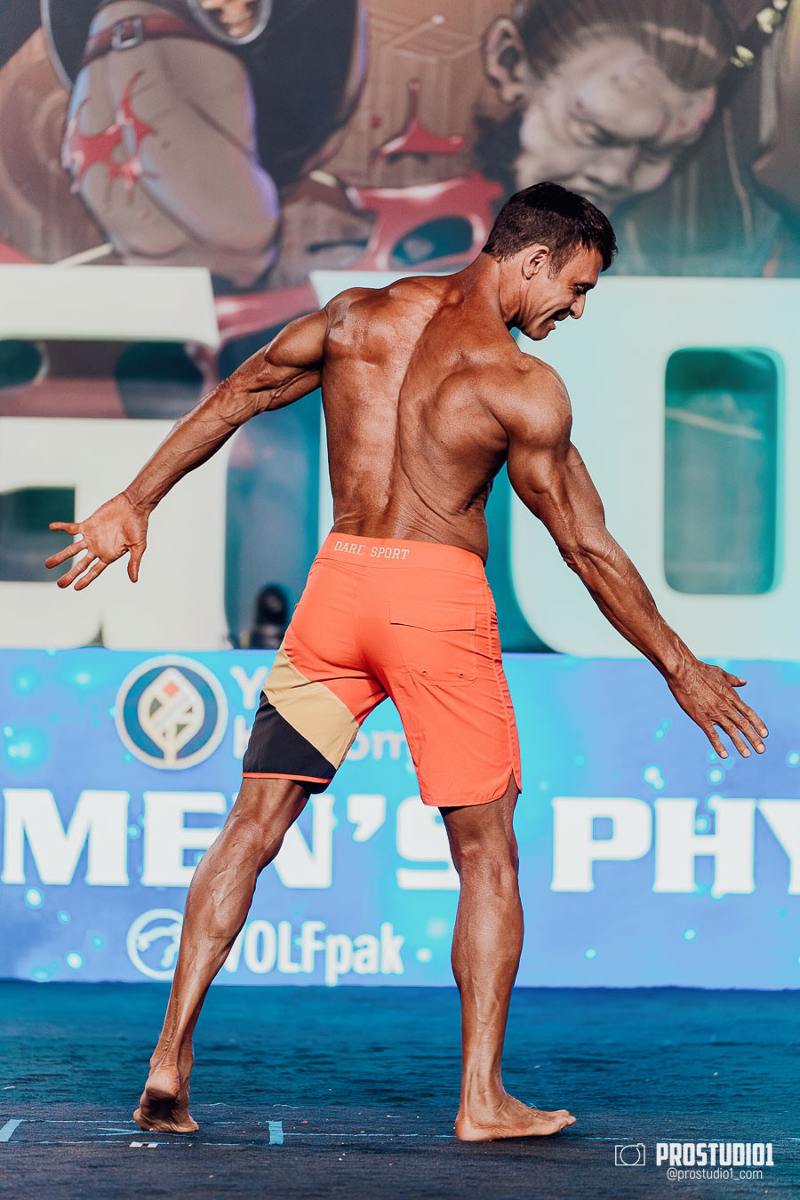 MEN’S FINAL IFBB PRO MASTERS. Photo & Video Production Studio #1