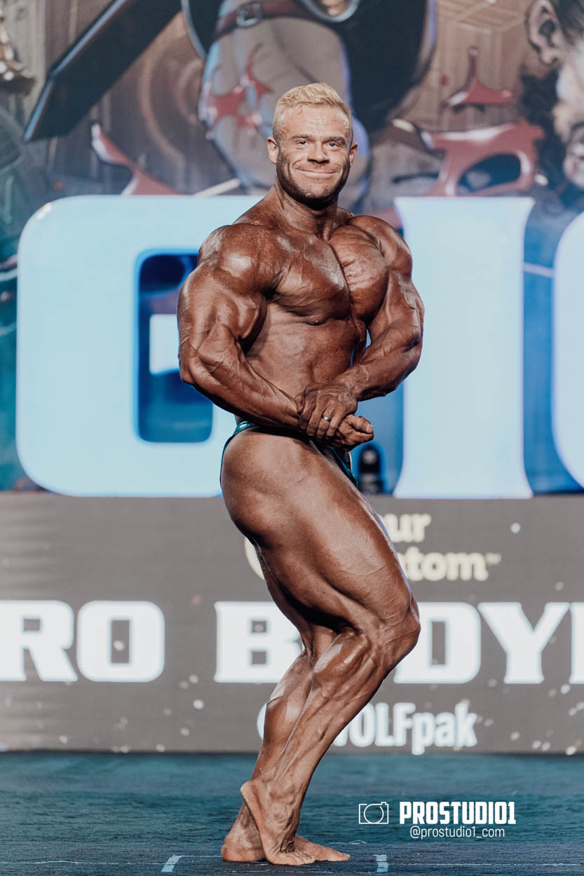 PRO MEN’S BODYBUILDING LEGION SPORTS FEST. Photo & Video Production Studio #1