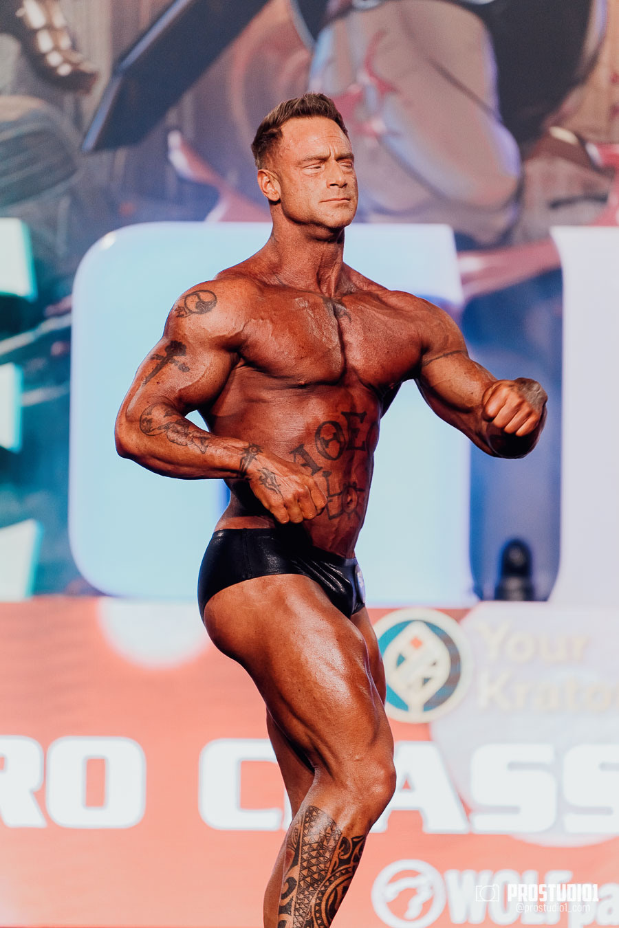 MEN’S FINAL IFBB PRO MASTERS. Photo & Video Production Studio #1