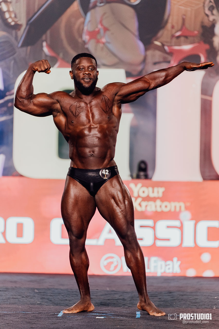 MEN’S FINAL IFBB PRO MASTERS. Photo & Video Production Studio #1