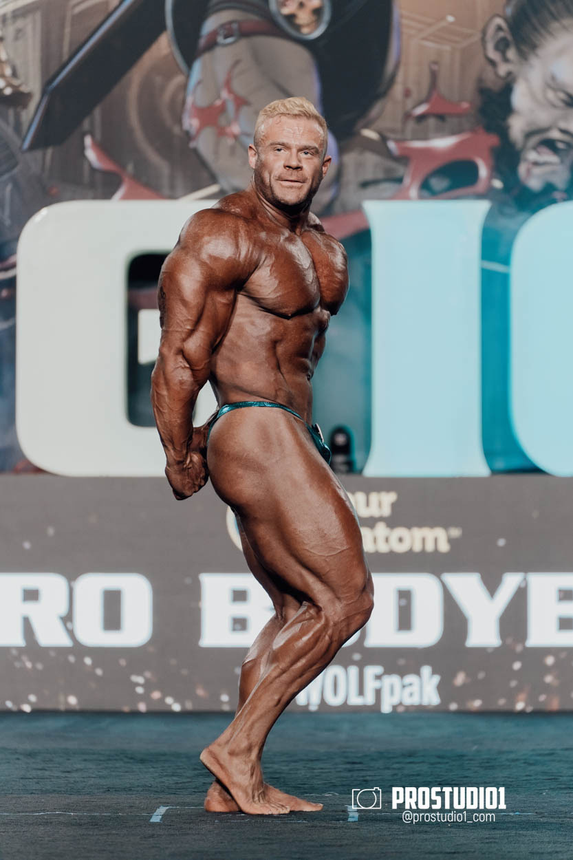 PRO MEN’S BODYBUILDING LEGION SPORTS FEST. Photo & Video Production Studio #1