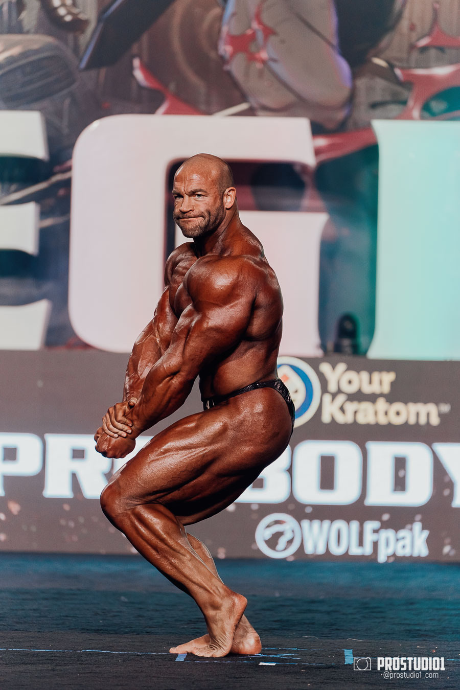 MEN’S FINAL IFBB PRO MASTERS. Photo & Video Production Studio #1