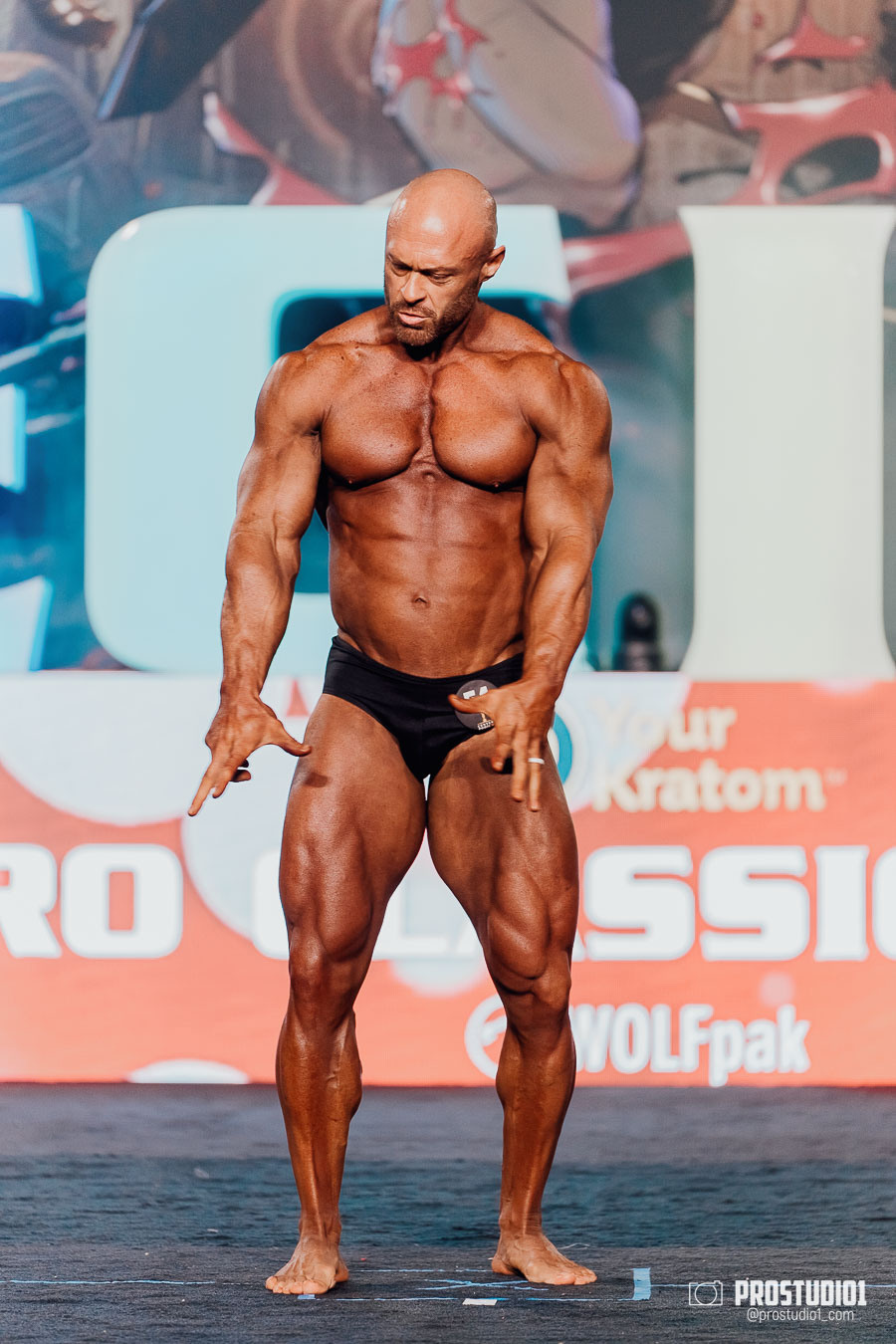 MEN’S FINAL IFBB PRO MASTERS. Photo & Video Production Studio #1