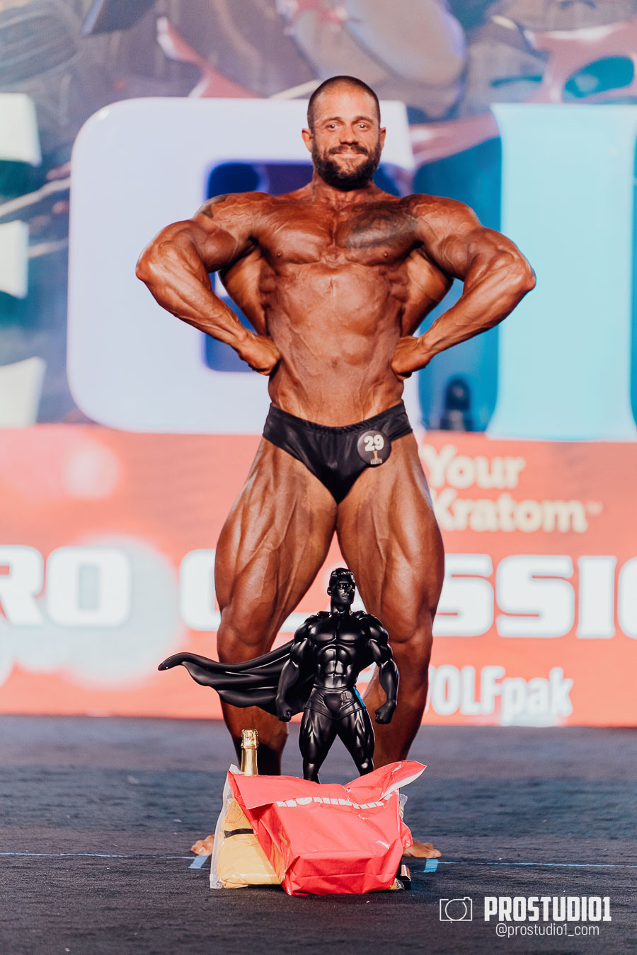 WOMEN’S FINAL IFBB PRO MASTERS. Photo & Video Production Studio #1