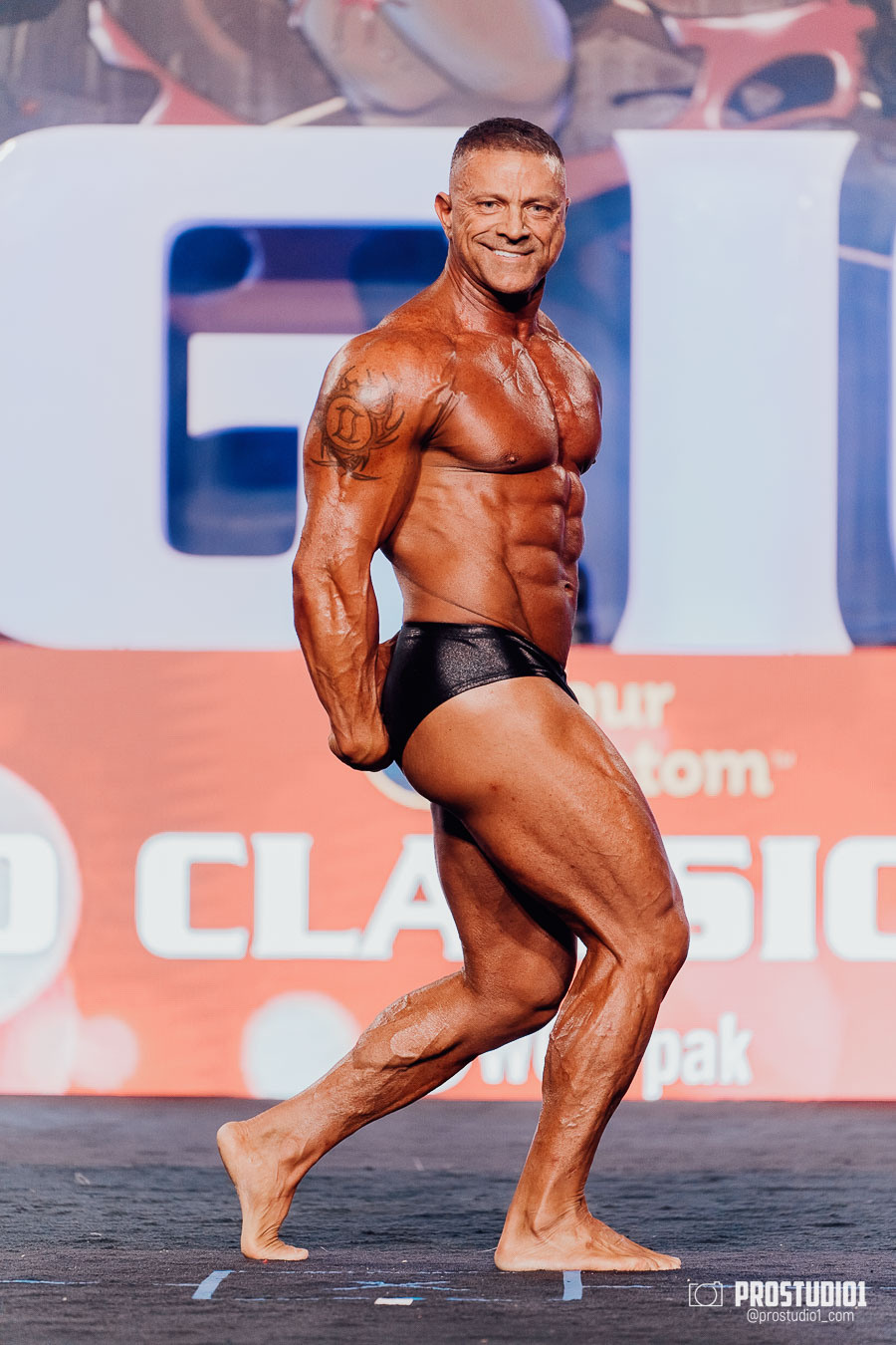 MEN’S FINAL IFBB PRO MASTERS. Photo & Video Production Studio #1