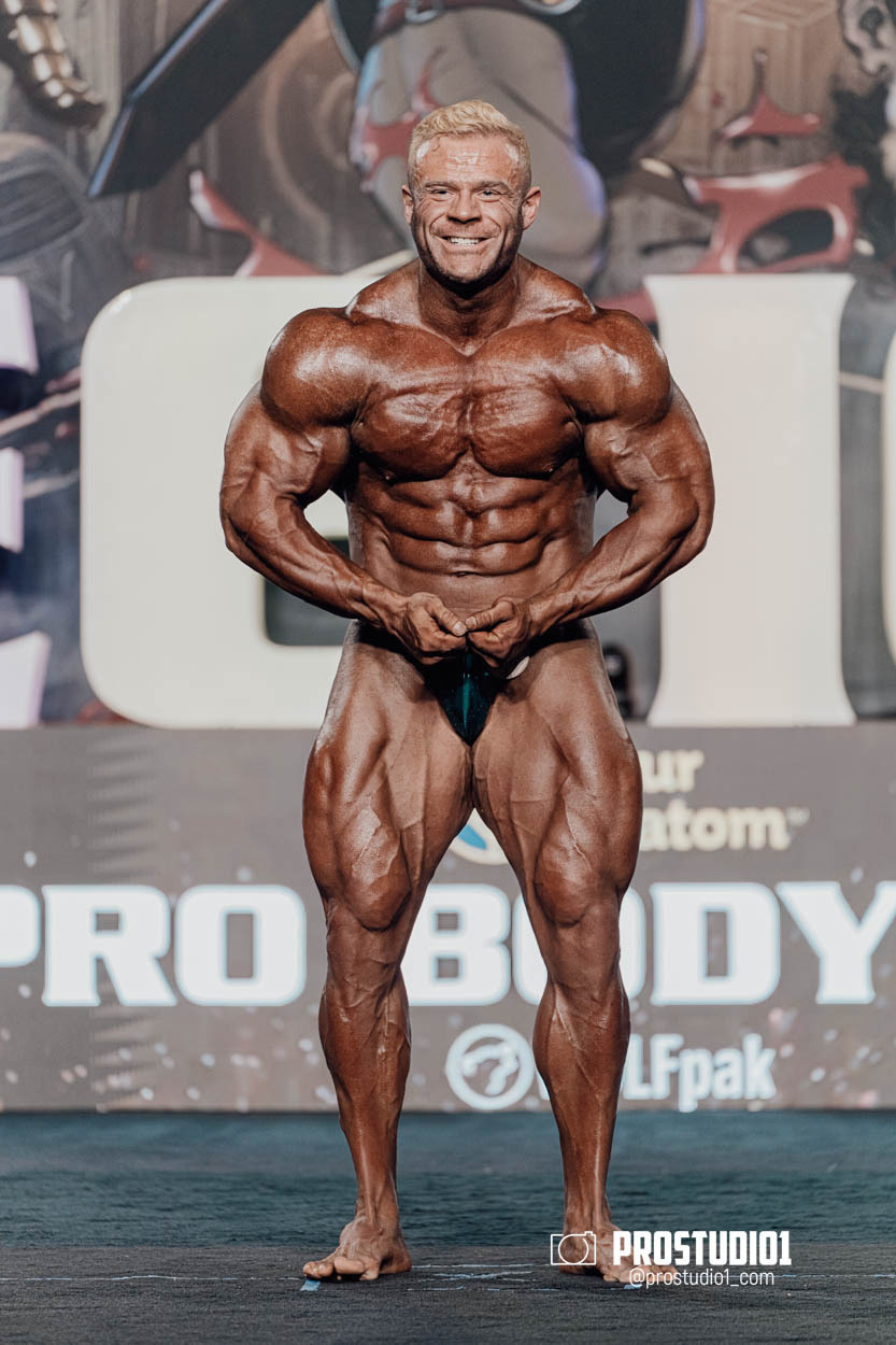 PRO MEN’S BODYBUILDING LEGION SPORTS FEST. Photo & Video Production Studio #1