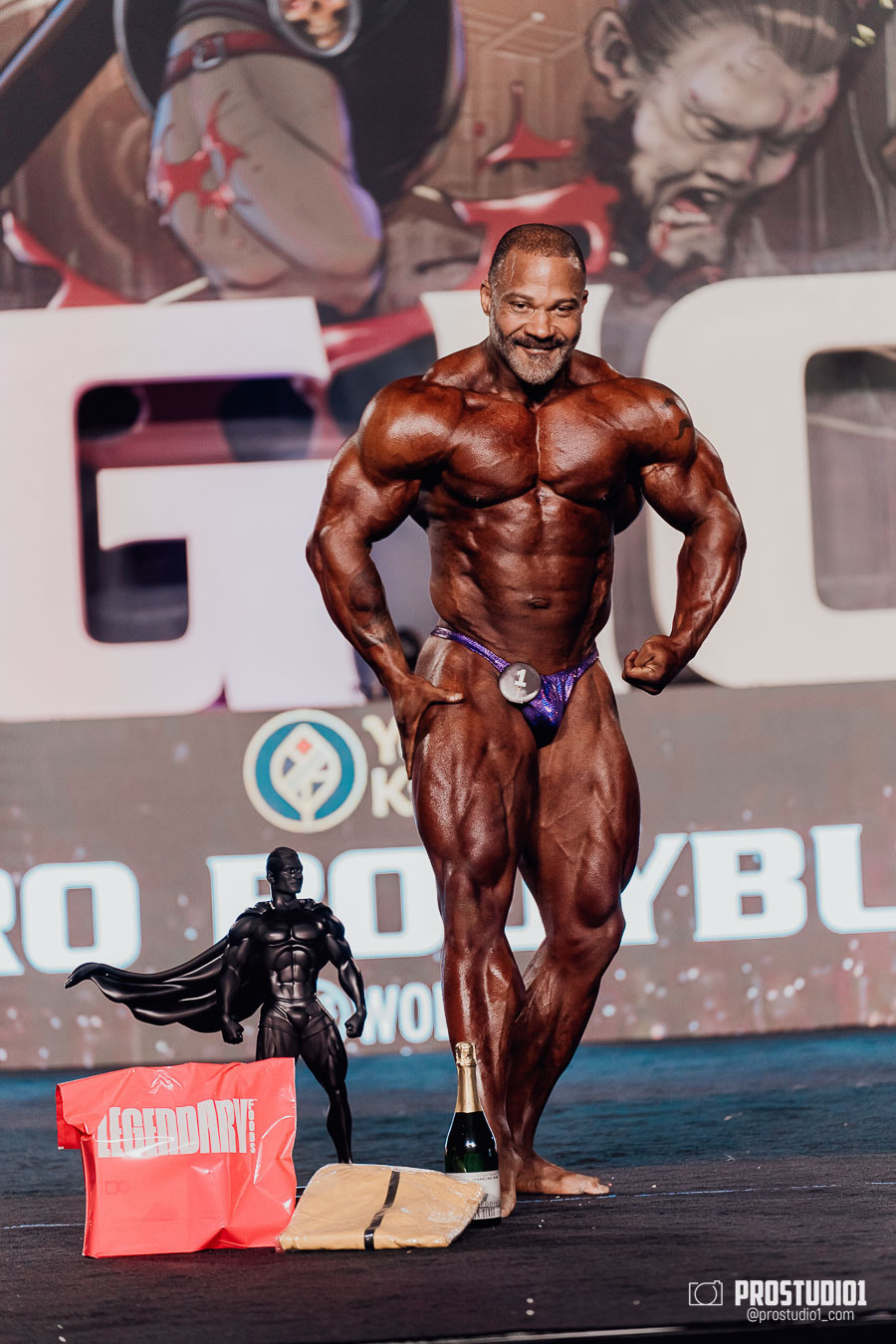 MEN’S FINAL IFBB PRO MASTERS. Photo & Video Production Studio #1