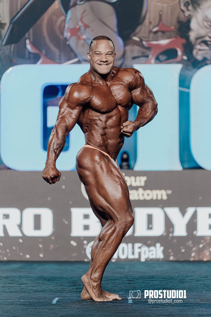 PRO MEN’S BODYBUILDING LEGION SPORTS FEST. Photo & Video Production Studio #1