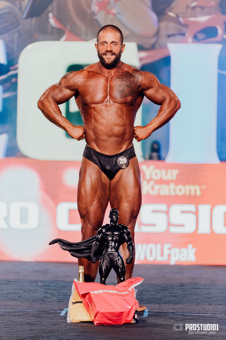 MEN’S FINAL IFBB PRO MASTERS. Photo & Video Production Studio #1