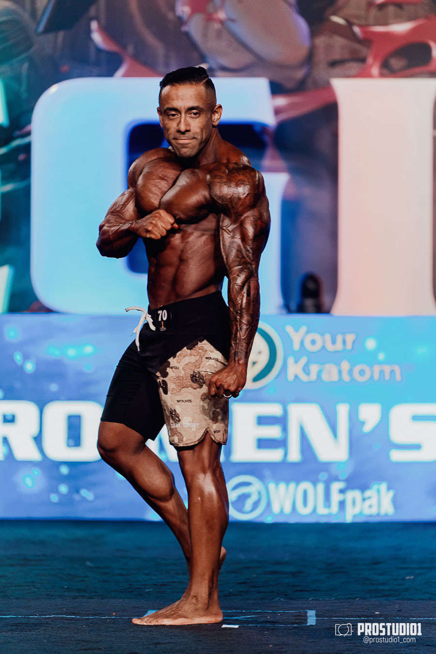 MEN’S FINAL IFBB PRO MASTERS. Photo & Video Production Studio #1