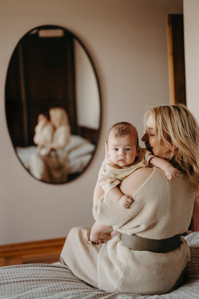 Jelena, Uros i Vasilije / porodicno fotografisanje kod kuce. Deciji i porodicni fotograf u Beogradu Oksana Skendzic