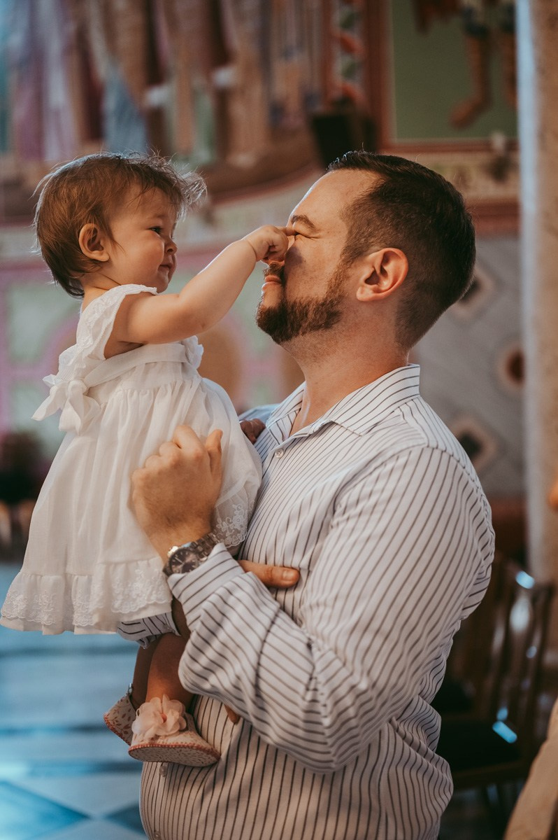 Tarino krstenje. Deciji i porodicni fotograf u Beogradu Oksana Skendzic