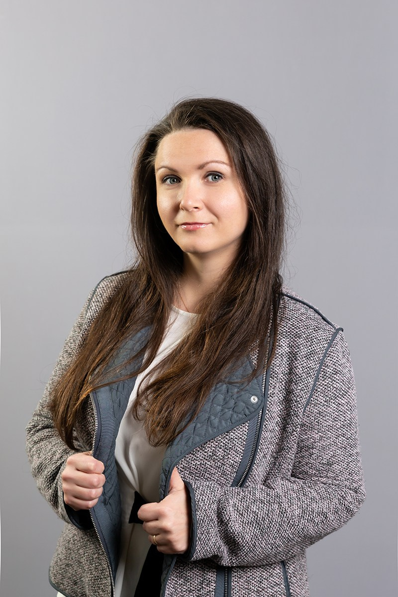 ProfessionalHeadshots. Photographer is San Jose, Iryna Novosyolova