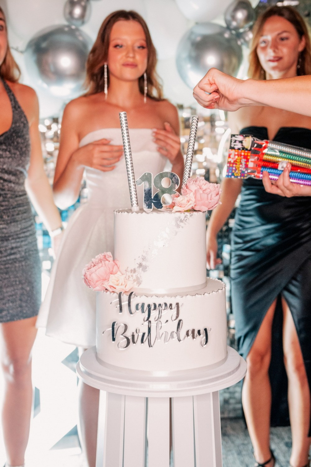 FOTOGRAFISANJE PUNOLETSTVA. Fotografi iz Backog Petrovca David i Andrea Stojanovic