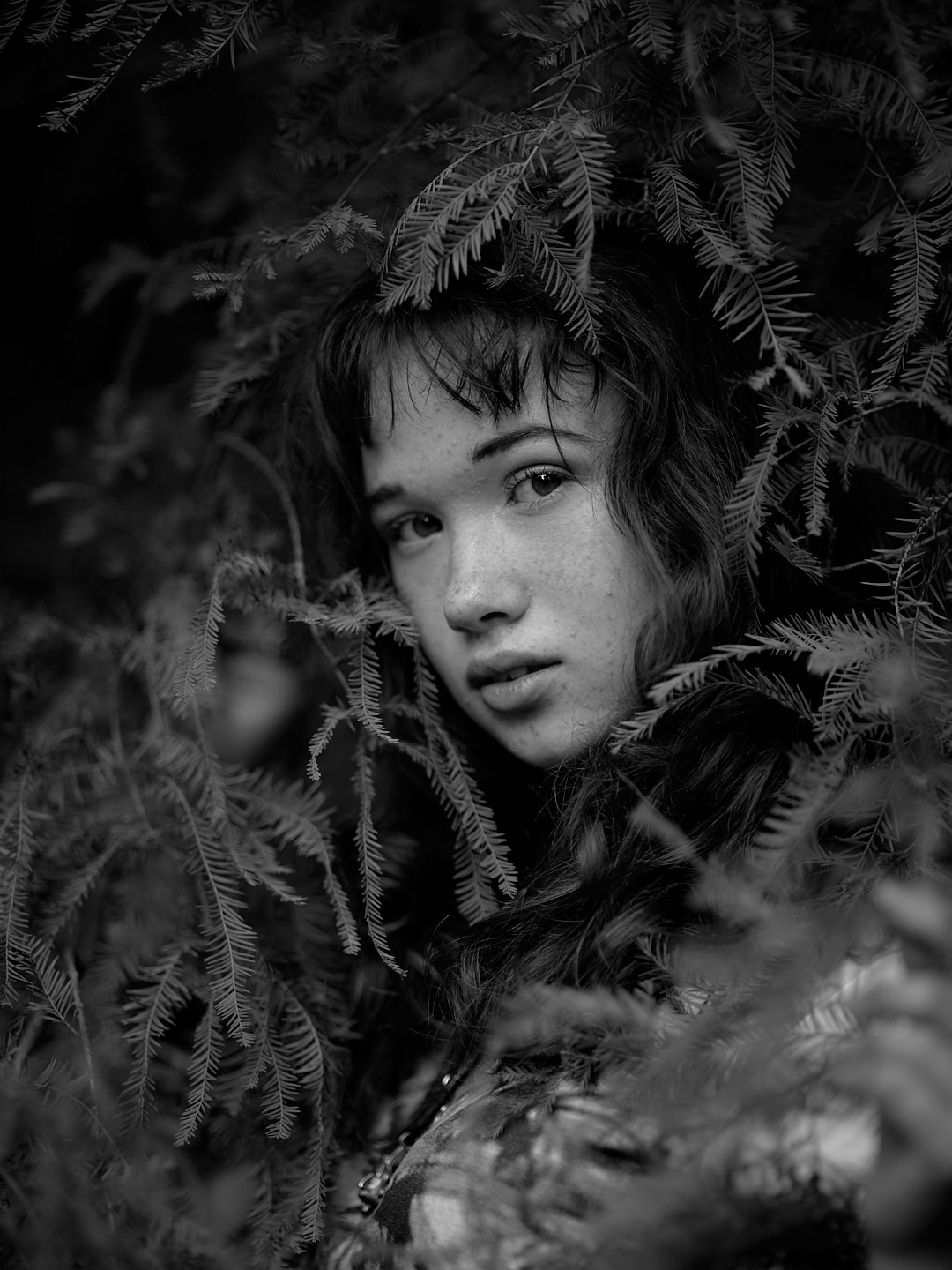 MCC 260516 / Leaves are Falling Part 2. CARTER BNW