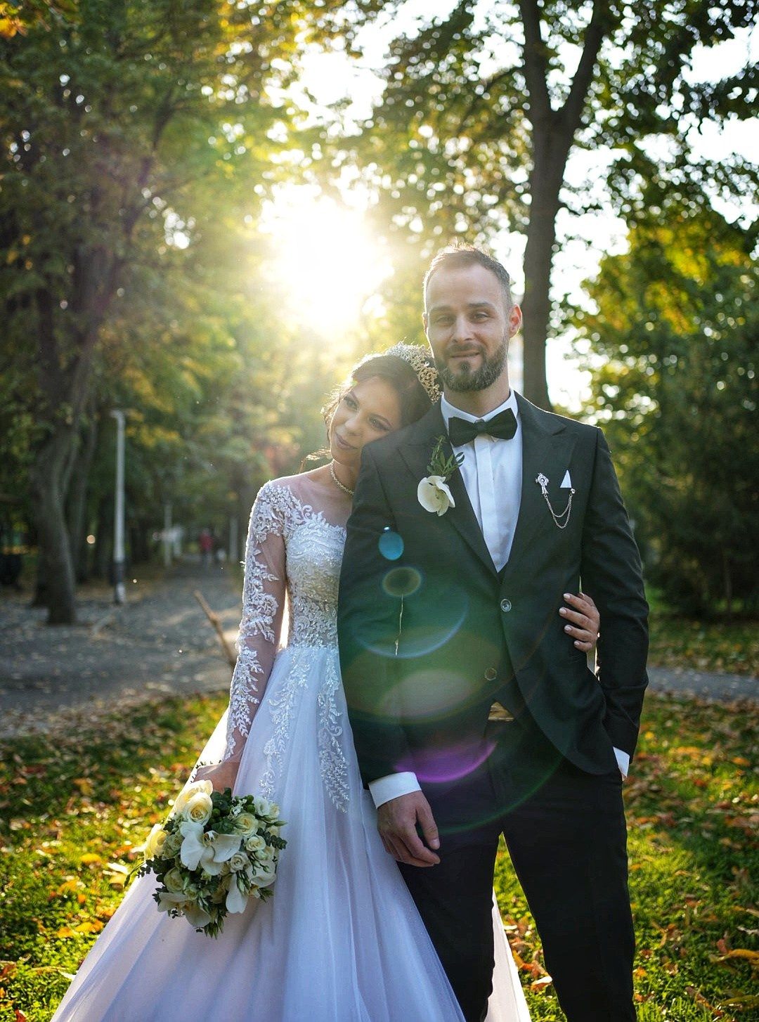 Elena & Cezar. Acasă