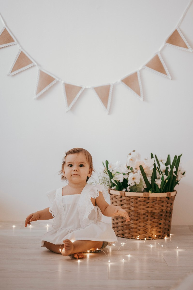 Srnin prvi rodjendan. Deciji i porodicni fotograf u Beogradu Oksana Skendzic