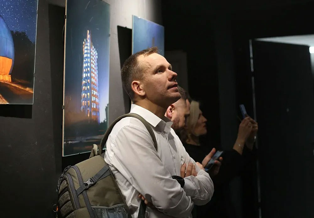 Открытие выставки Романа Рыбалёва «Календарь 2022». Школа Фотографии Романа Рыбалёва. Город Кишинёв, Молдова