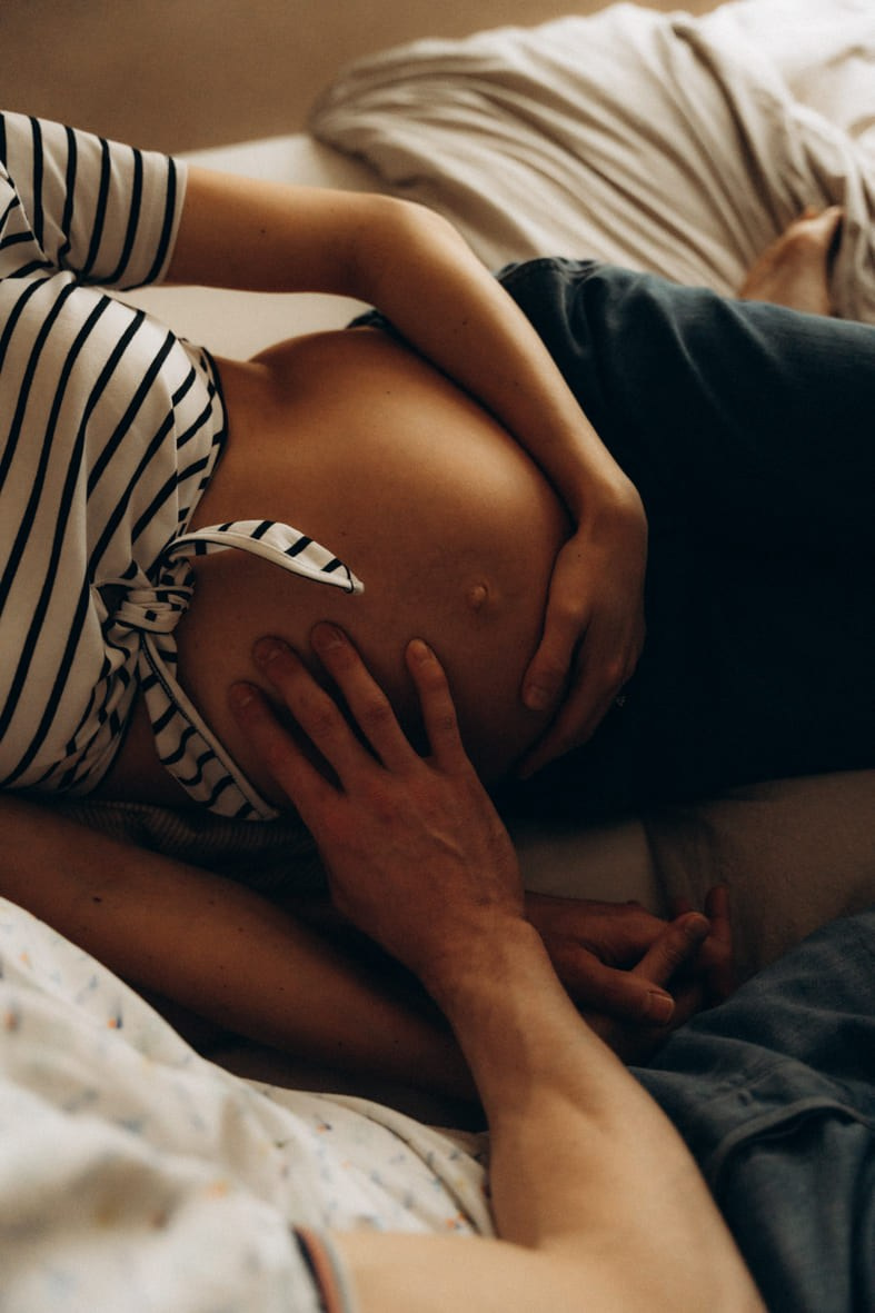 Warme familie fotoshoot. Little Birdie – Jouw familie- en huwelijksfotograaf in België en daarbuiten