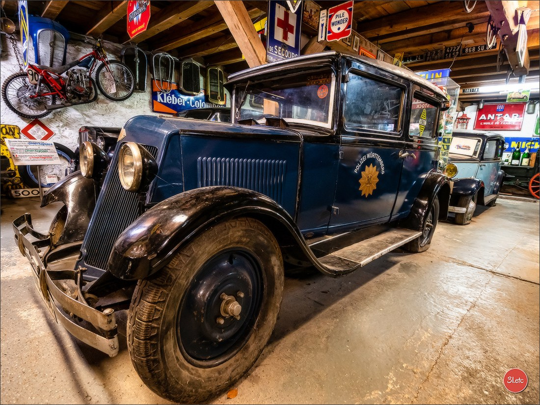 Удивительное место - частный музей старинного хлама - Fahrzeugmuseum. Photographe à Strasbourg | Portraits, Studio, Enfants, Événements
