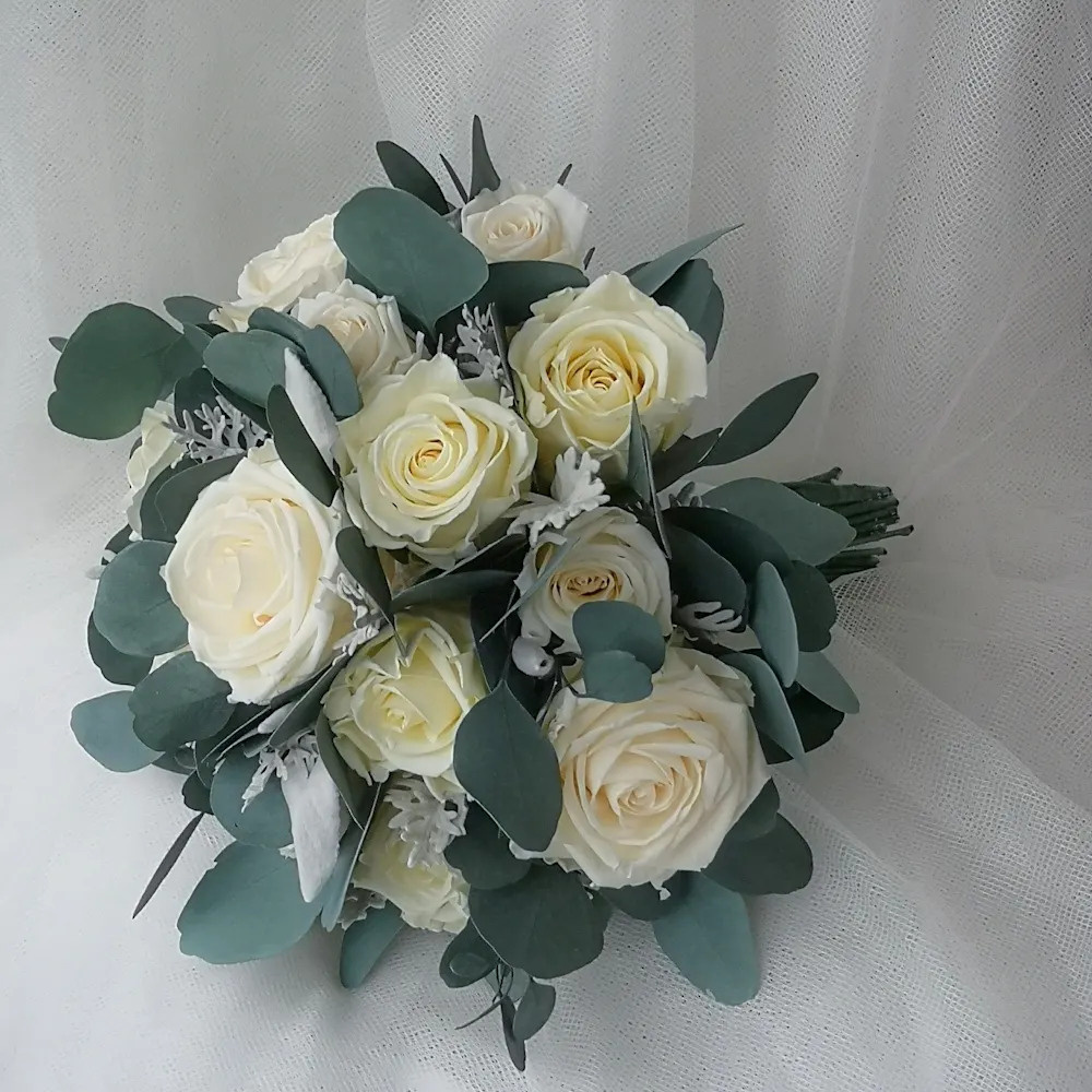 Līgavas pušķi baltos toņos. Event design, decoration, floristry, gift, Irina Novika, Riga, Latvia