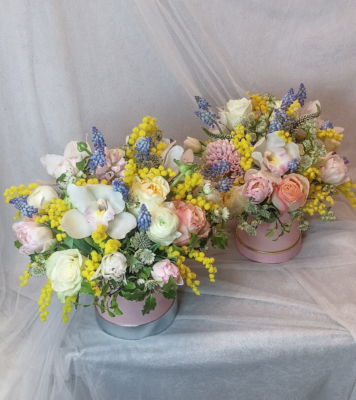 Ziedu pušķi kastē. Event design, decoration, floristry, gift, Irina Novika, Riga, Latvia